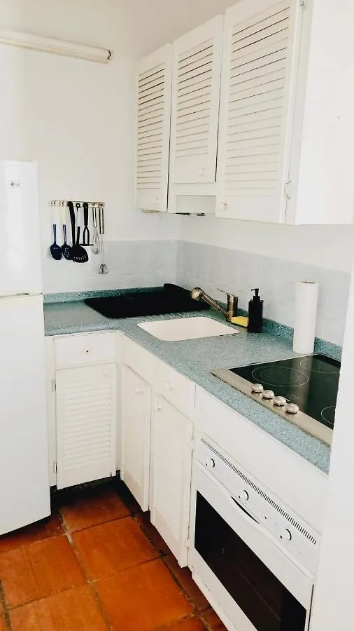 Sugalove Villa 30 Flamboyant Ave Saint James Apartment