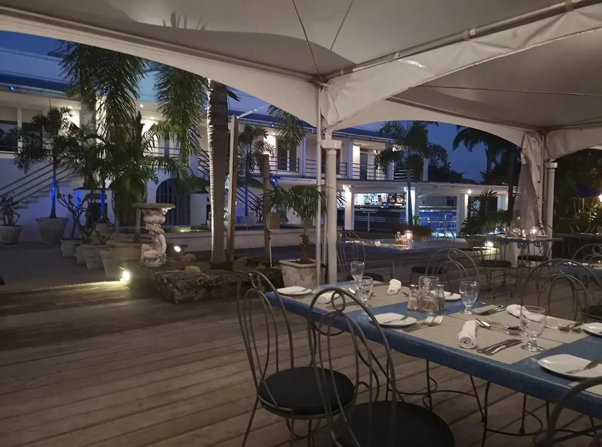 Sugalove Villa 30 Flamboyant Ave Saint James 0*,  Barbados