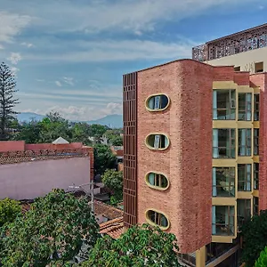Moabi 4*, Medellin Colombia